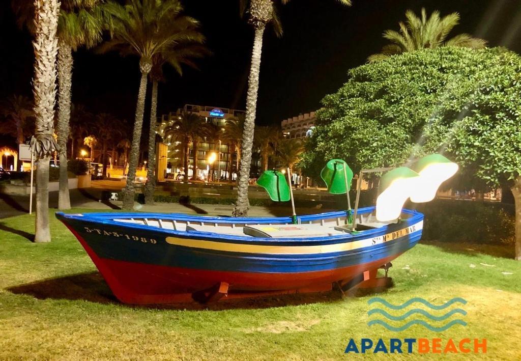 Apartbeach Novelty 3º Frente Playa Y Gran Terraza Apartment Salou